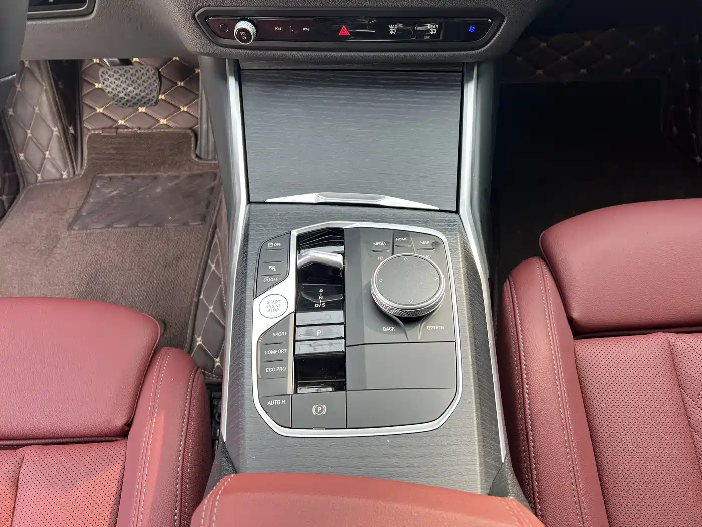 BMW 3 Series 2025 325Li M Sport Package фото 11
