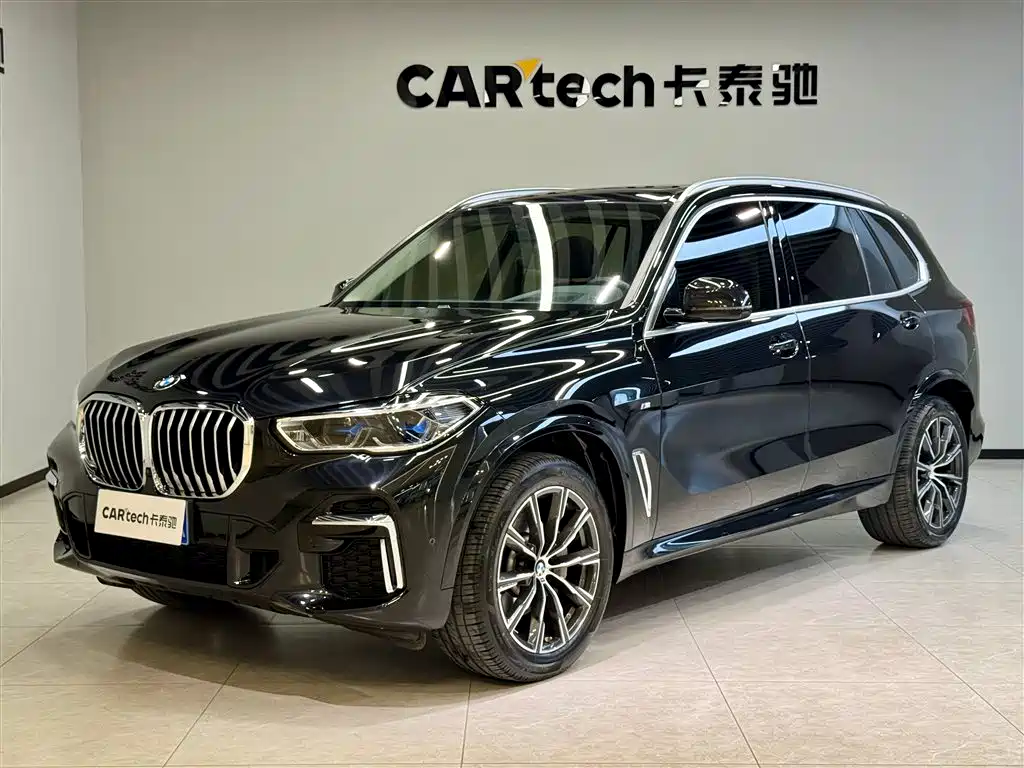 BMW X5 2022 xDrive 30Li Premium M Sport Package