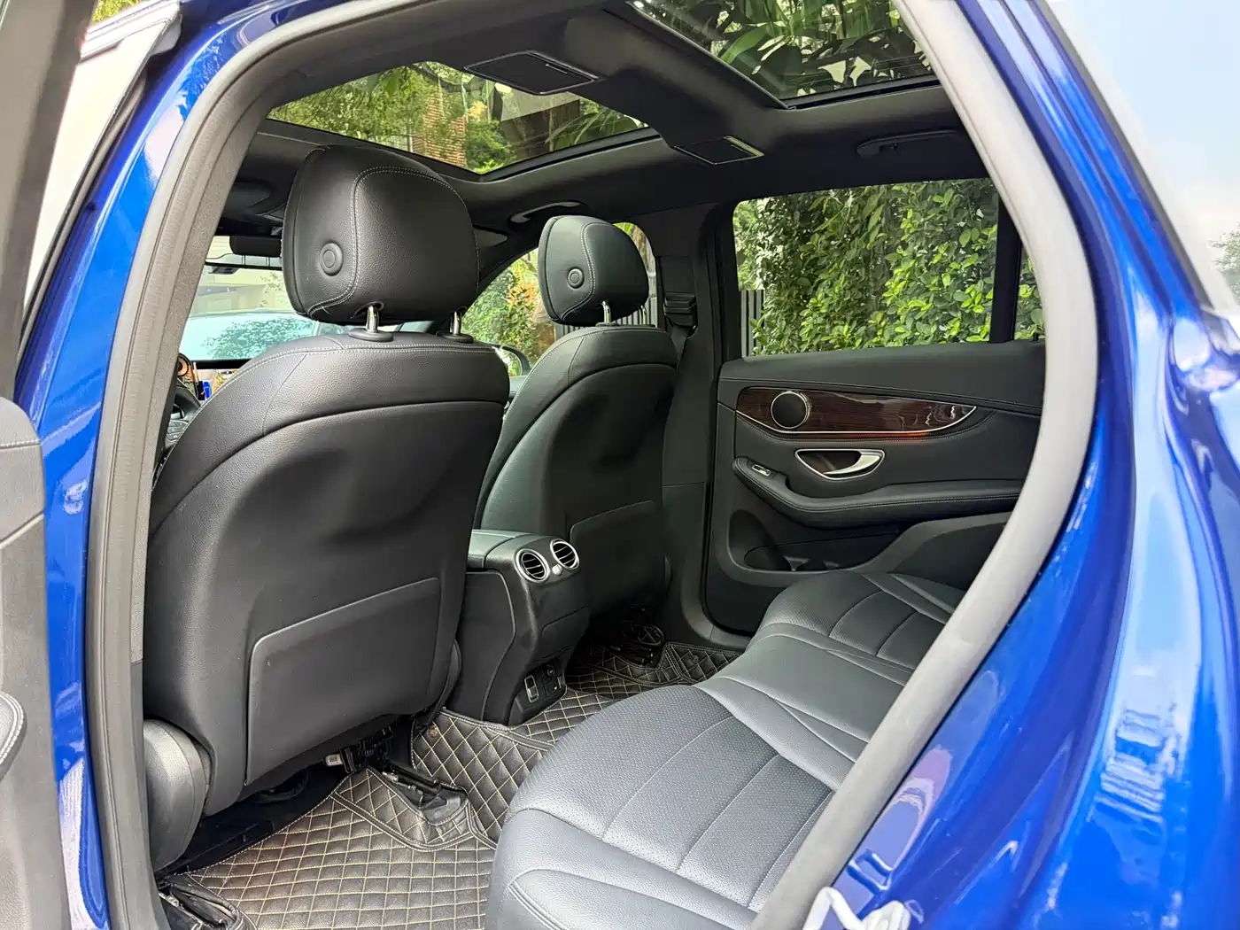 Mercedes-Benz GLC 2019 GLC 260 L 4MATIC Luxury фото 12