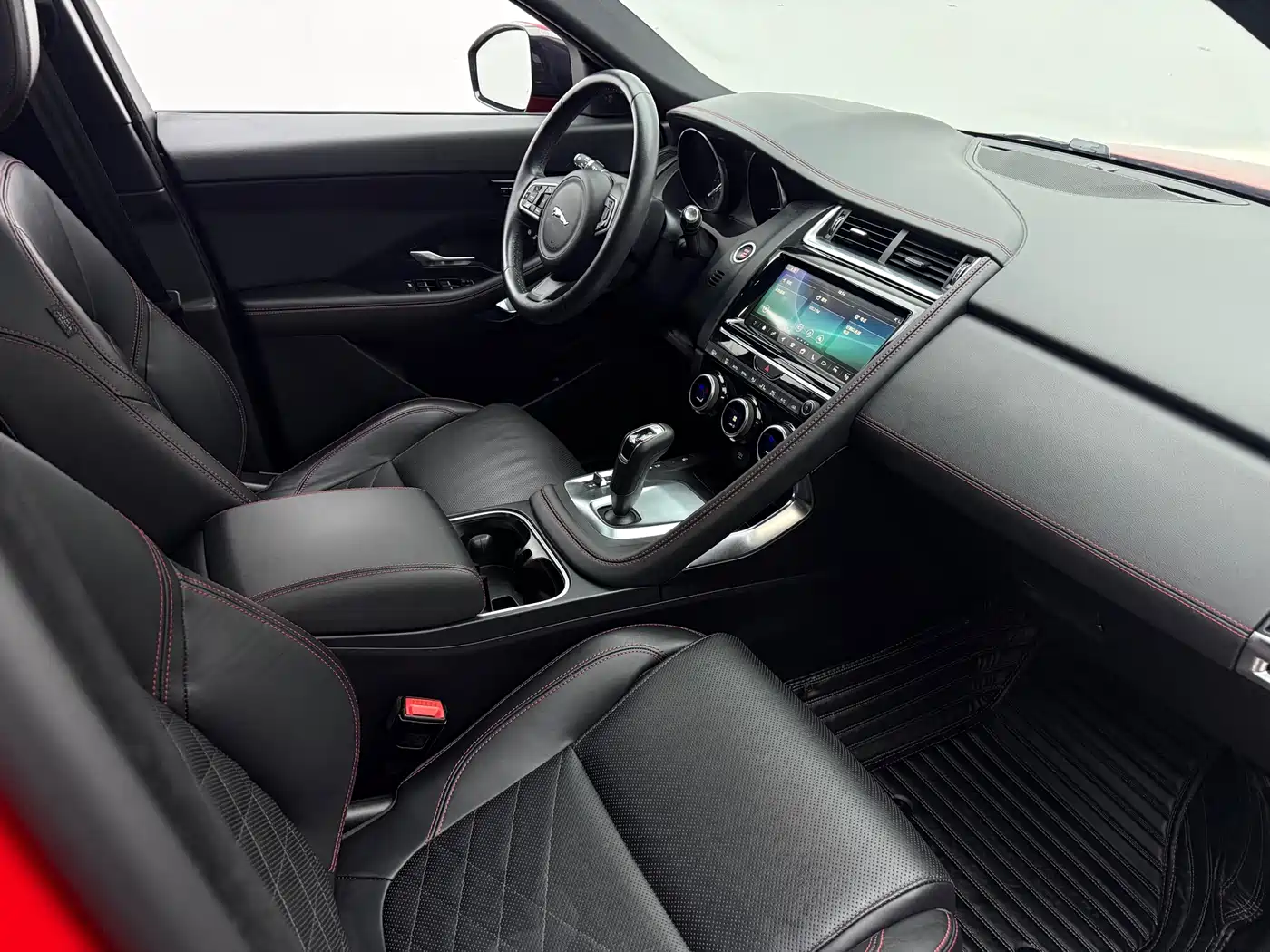 Photo 21 - Jaguar E-PACE