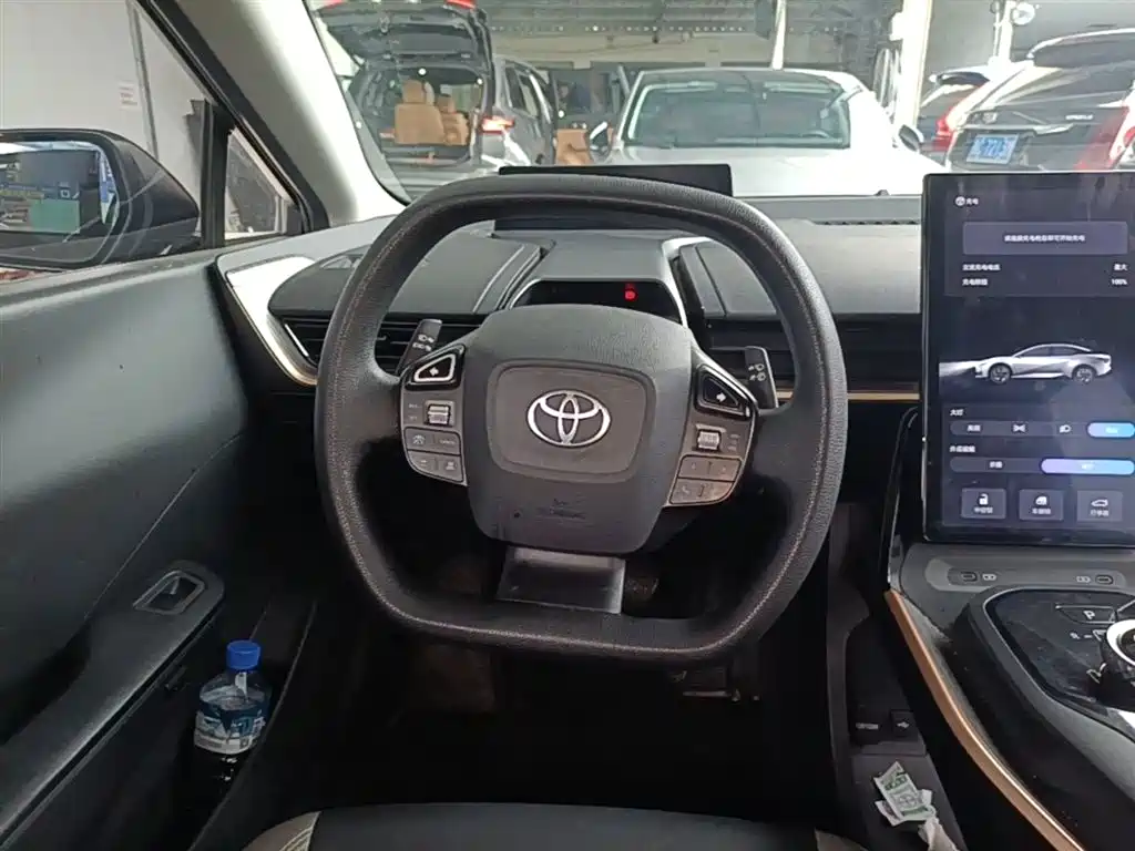 Toyota bZ3 2023 616km Long Range PRO фото 11