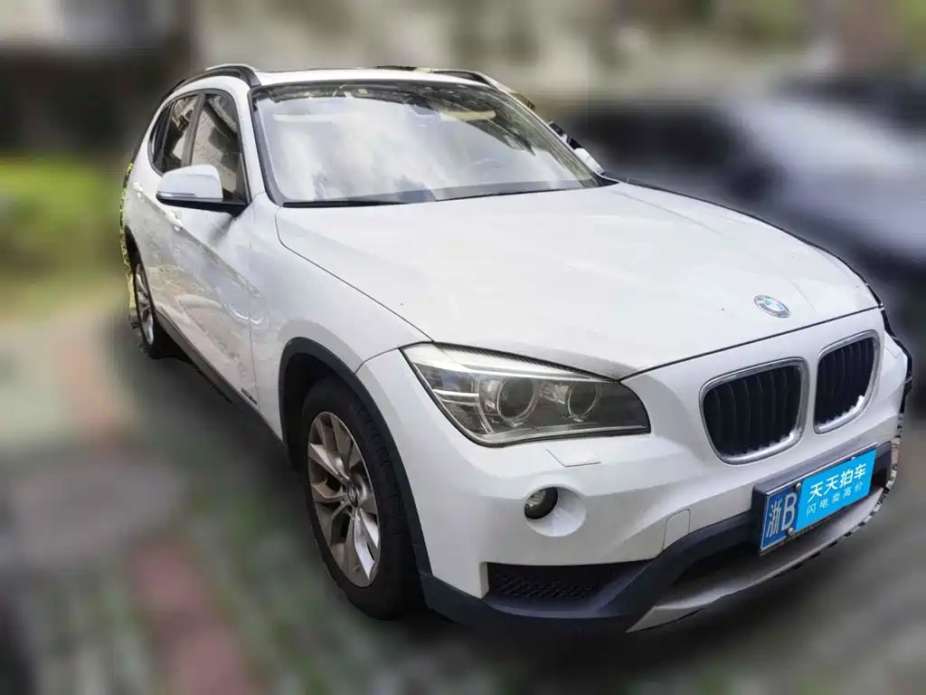2013 BMW X1 (Import)