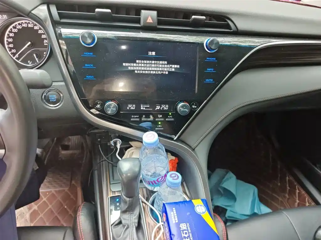 Toyota Camry 2019 2.5G Luxury Edition China VI фото 14