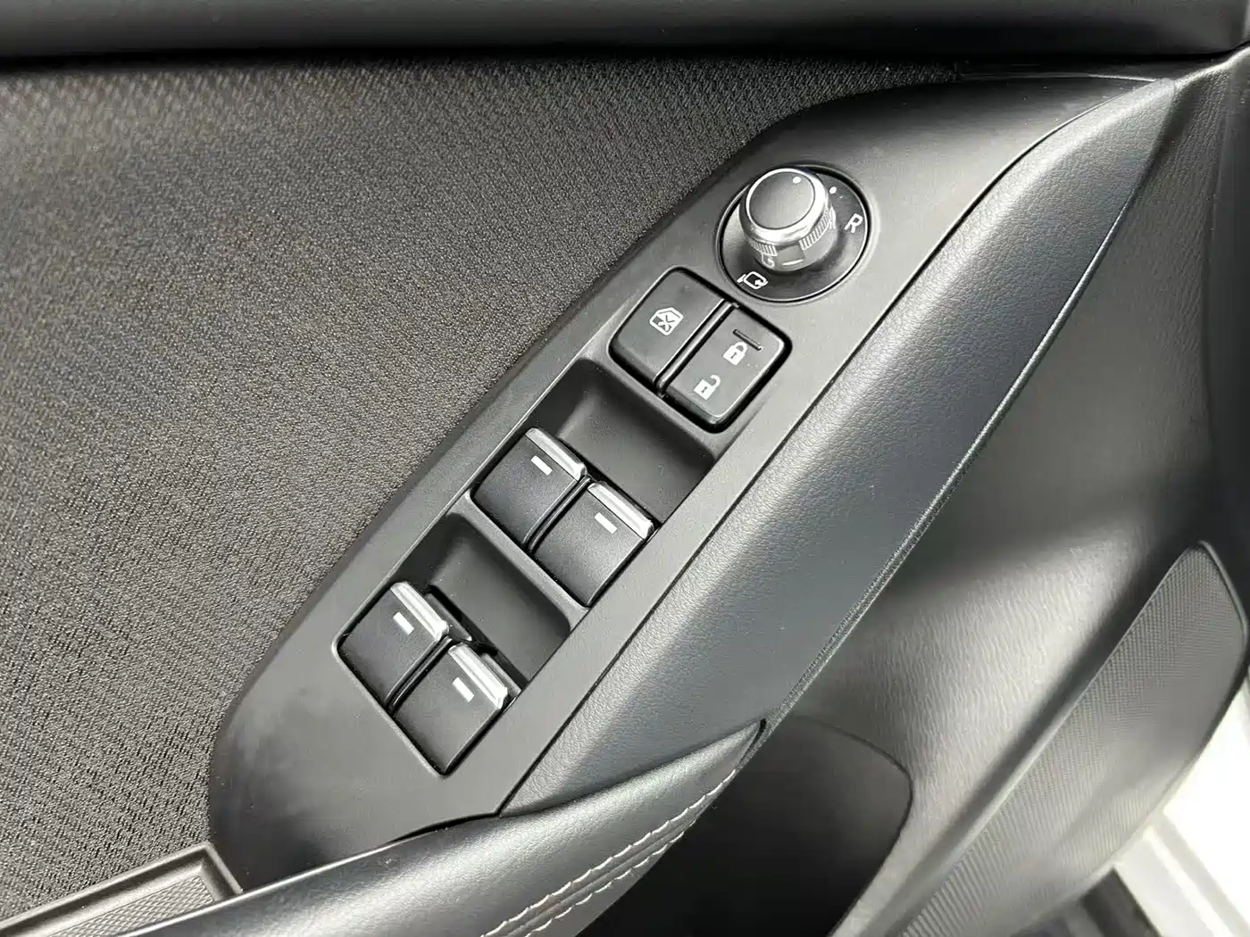 Mazda CX-4 2023 2021 2.0L Auto FWD Skyactiv Vitality Edition