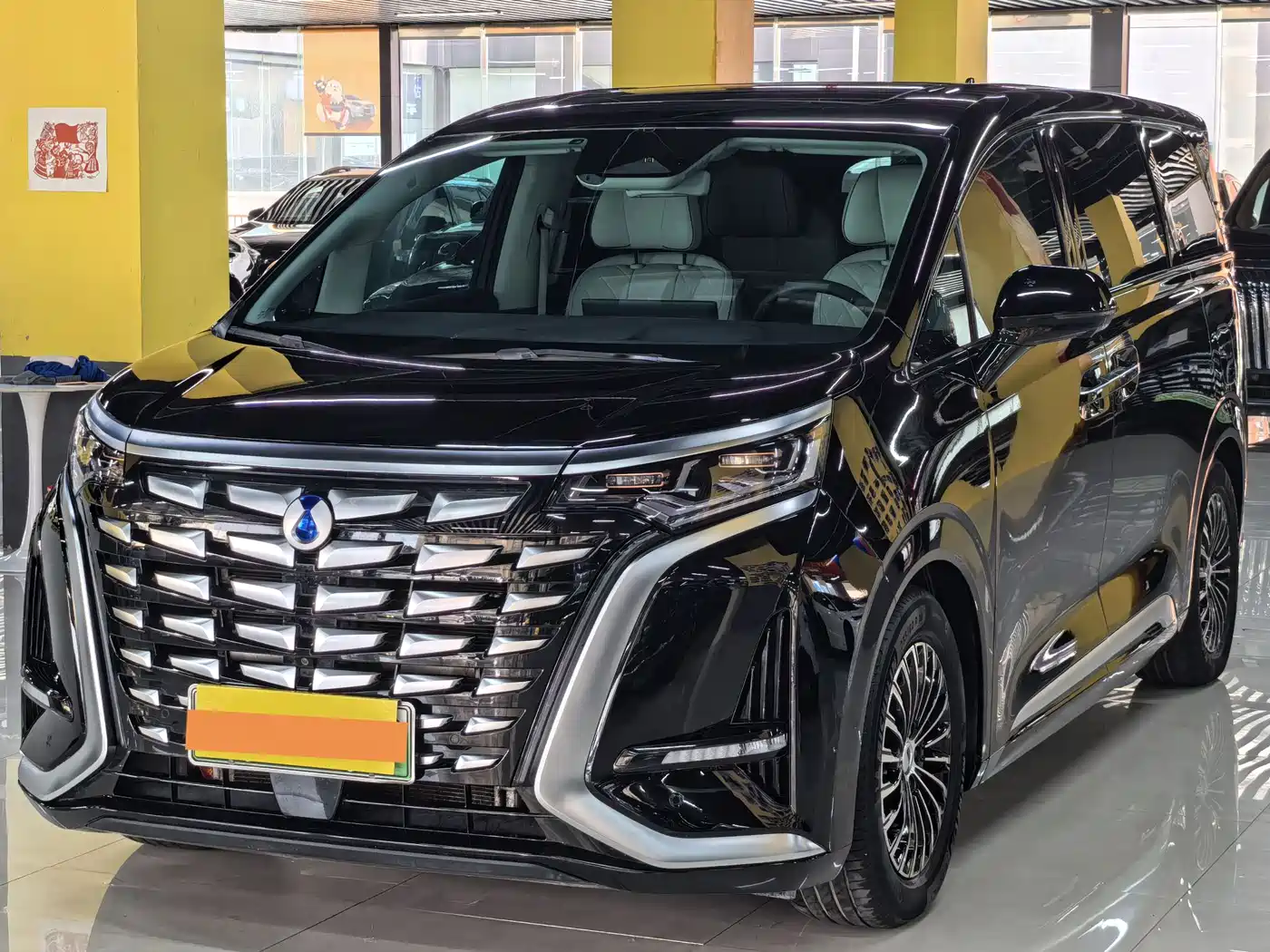 Denza D9 2024 DM-i 980 AWD Flagship