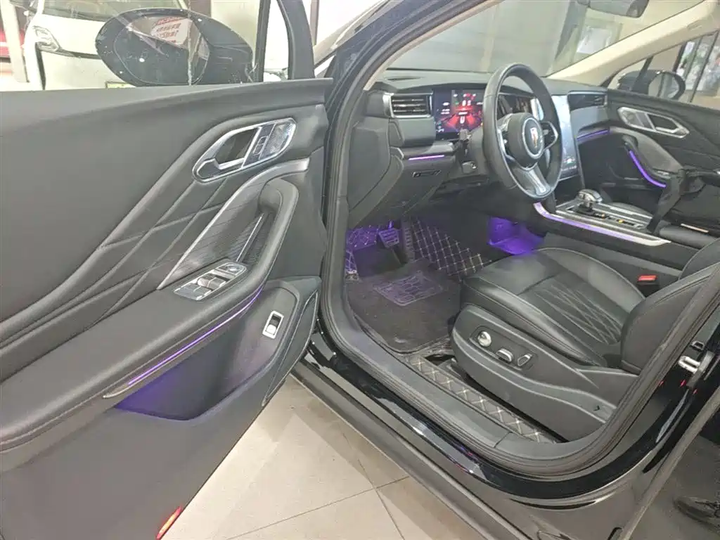Hongqi HS7 PHEV 2024 2.0T PHEV AWD Qichang Edition 7-seater фото 23