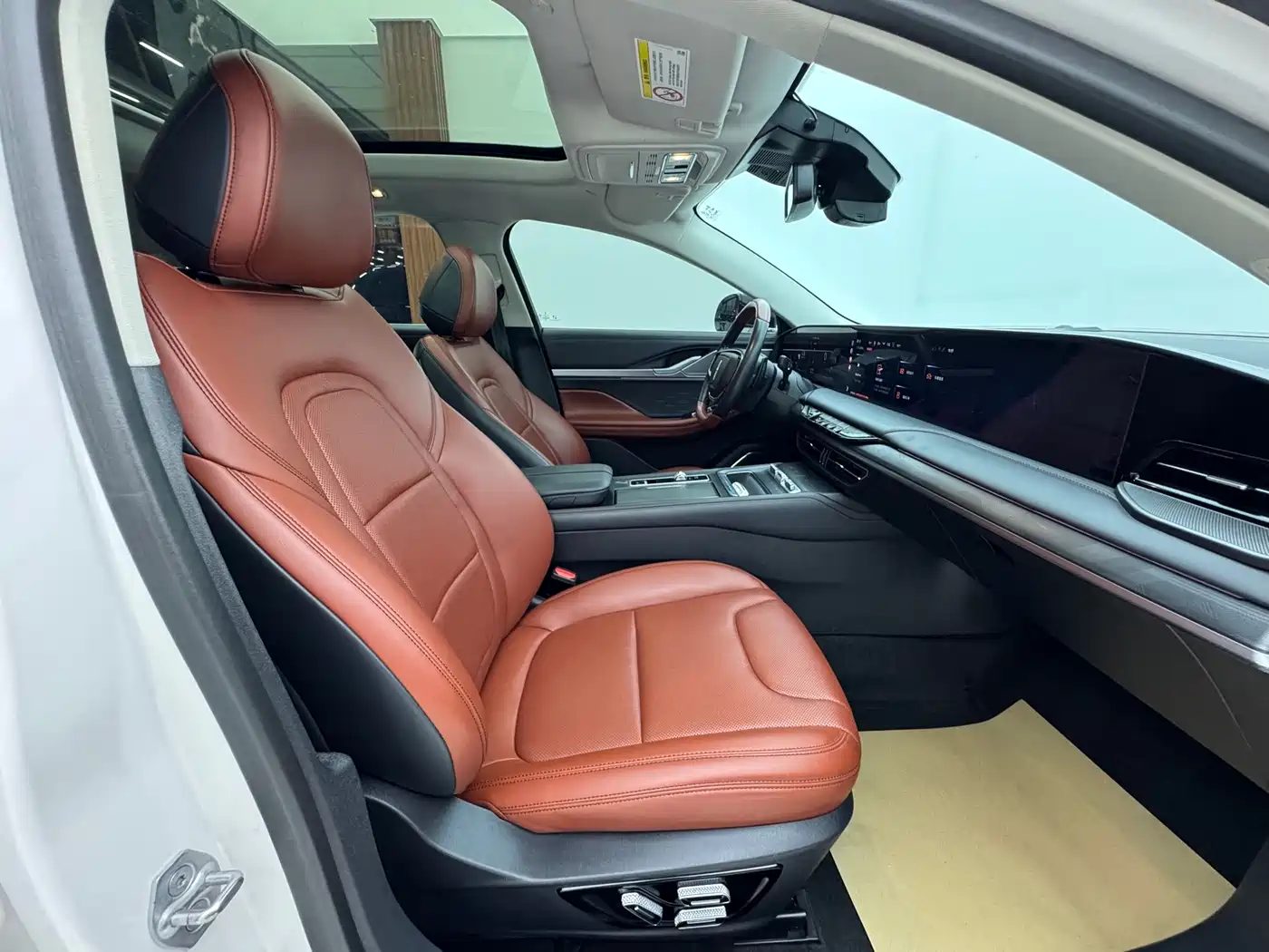 Lincoln Z 2022 Model iEnjoy Premium Edition фото 8