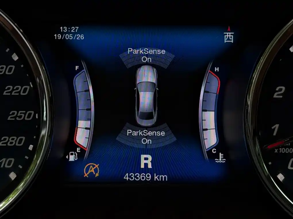 Maserati Quattroporte 2017 3.0T Standard фото 24