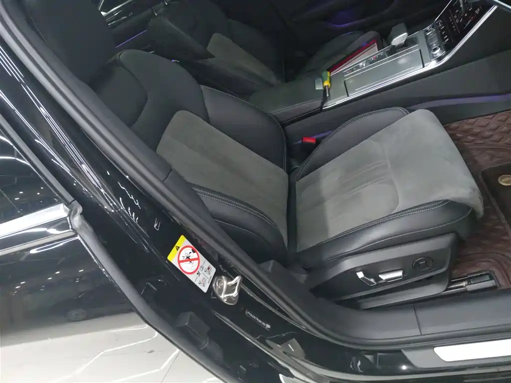Audi A6L 2024 45 TFSI Premium Dynamic фото 25