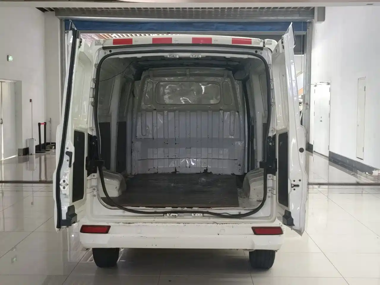Dongfeng Yufeng Yufeng EM26 2023 2023 Standard Edition 41.472kWh Henan Lithium