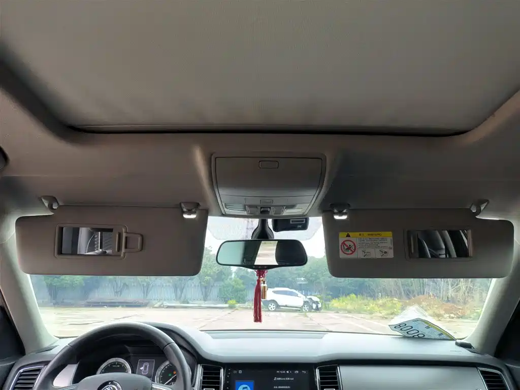 Škoda Kodiaq 2017 TSI330 5-seater 2WD Comfort Edition фото 14
