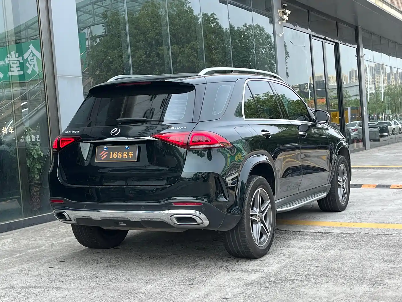 Mercedes-Benz GLE 2020 Facelift GLE 450 4MATIC Luxury фото 4