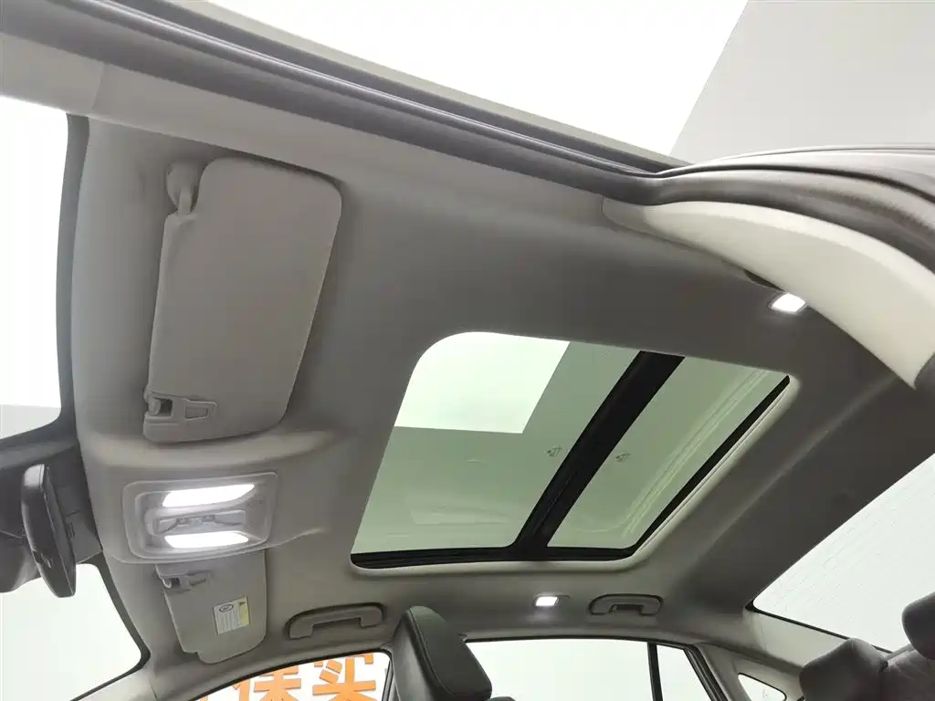 DONGFENG YI HYUN MAX