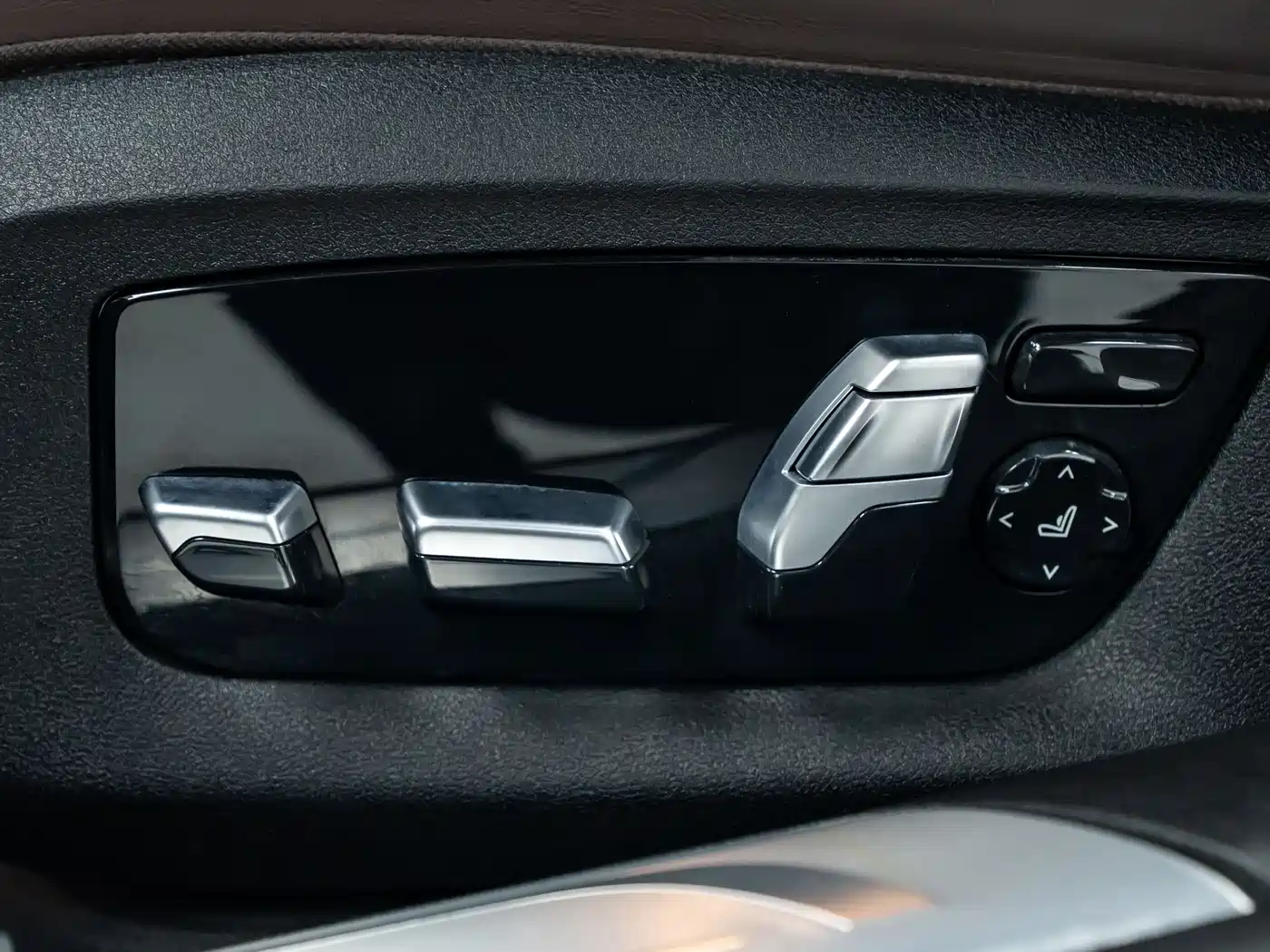 BMW 7 Series 2021 Model 730Li Luxury Package фото 19