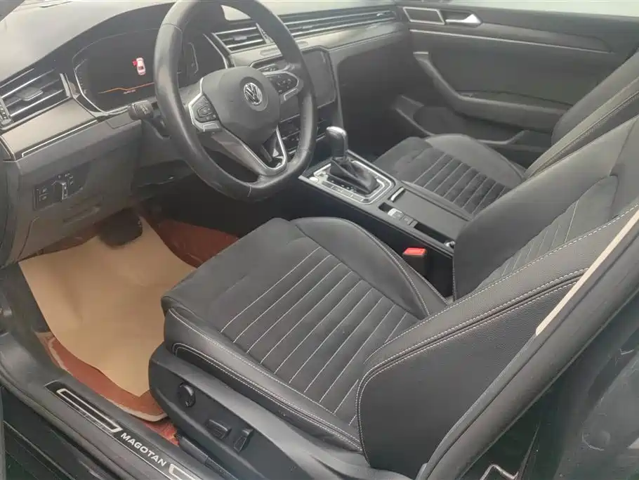 Volkswagen Magotan 2020 330TSI DSG Luxury фото 9