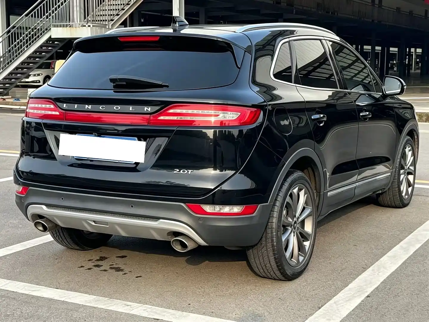 Photo 9 - Lincoln MKC