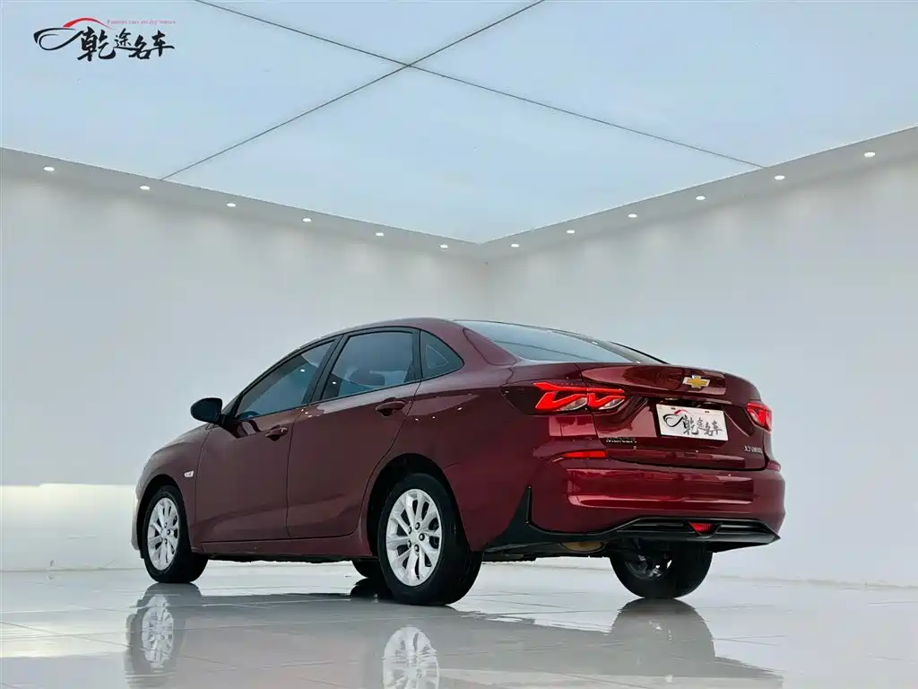 CHEVROLET CRUZE