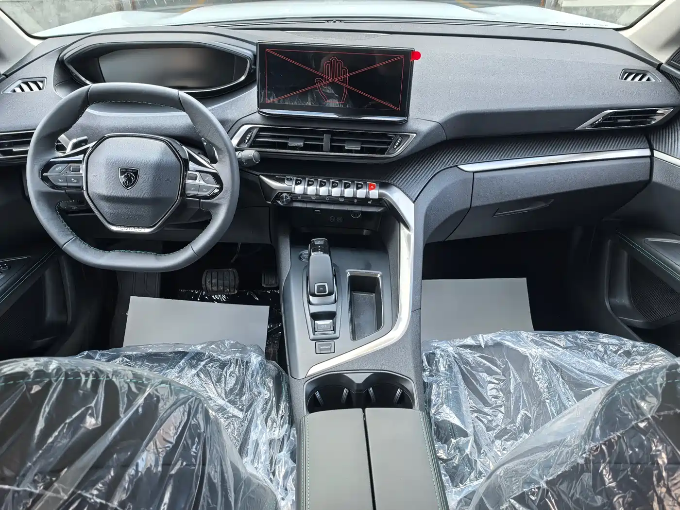 Peugeot 5008 фото 10