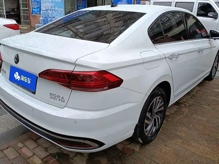 Volkswagen Bora 2023 200TSI DSG Yuexing Edition фото 3