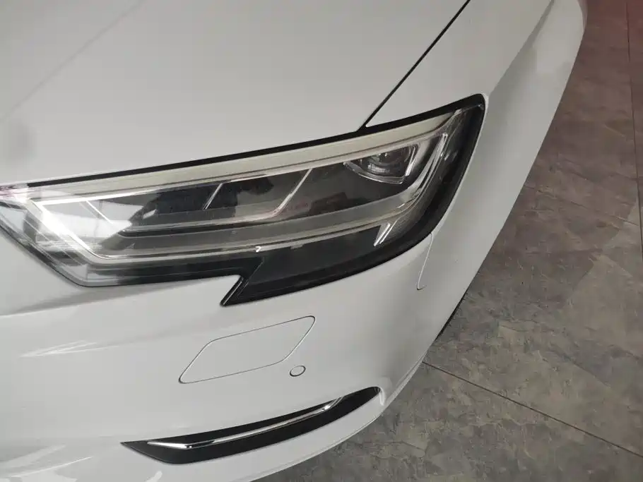 Photo 5 - Audi A3