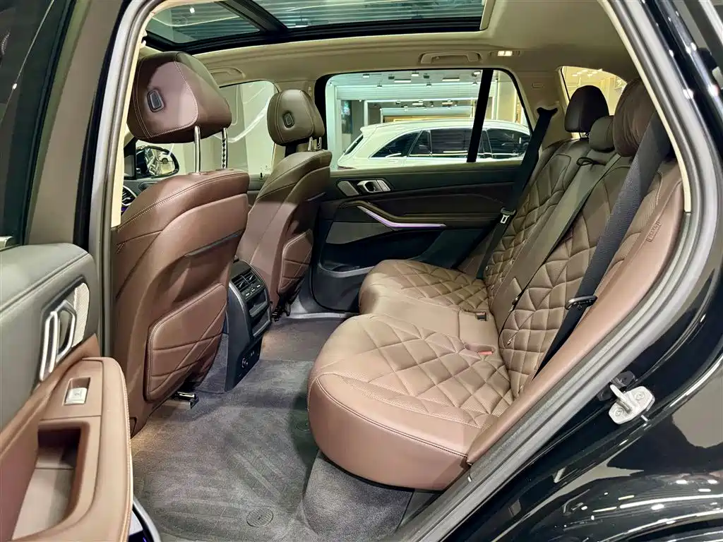 BMW X5 2022 xDrive 30Li Premium M Sport Package фото 20