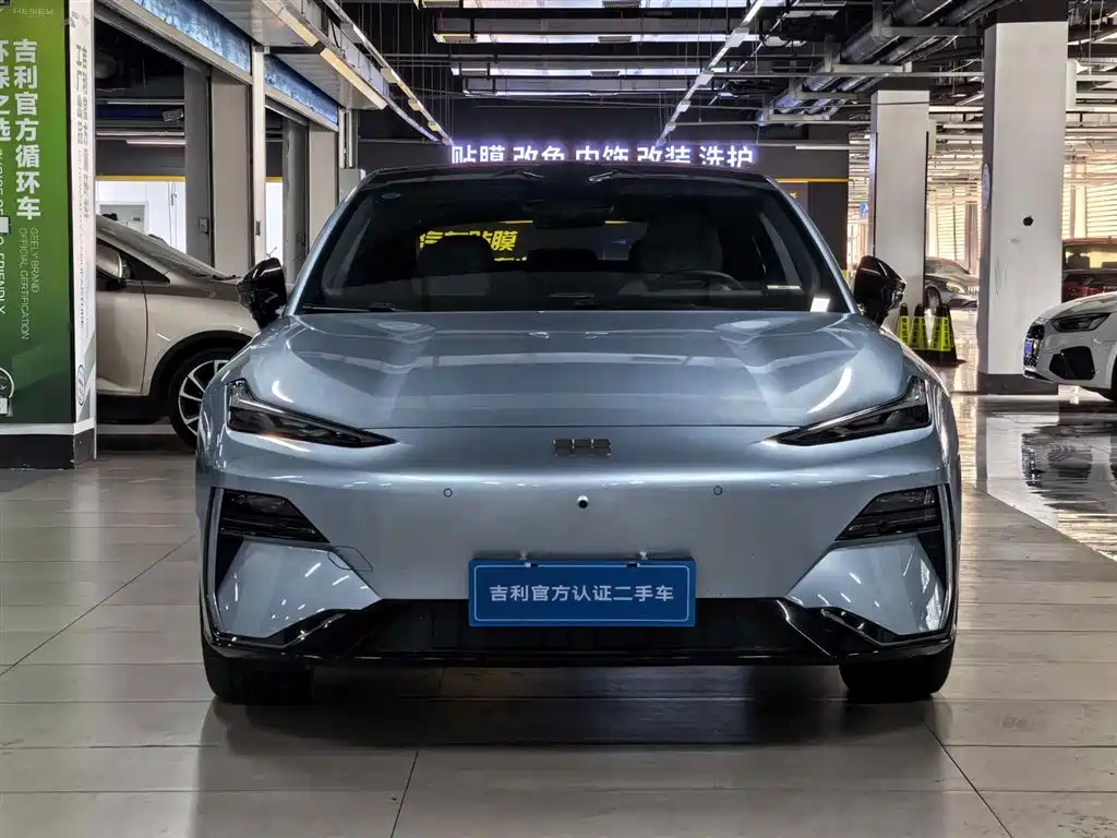 Geely Galaxy Galaxy E8 2025 620km AWD Starship LiDAR Smart Drive Edition фото 2