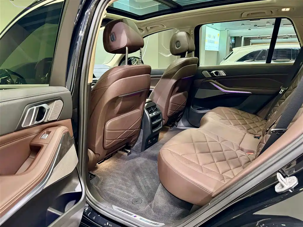 BMW X5 2022 xDrive 30Li Premium M Sport Package фото 28