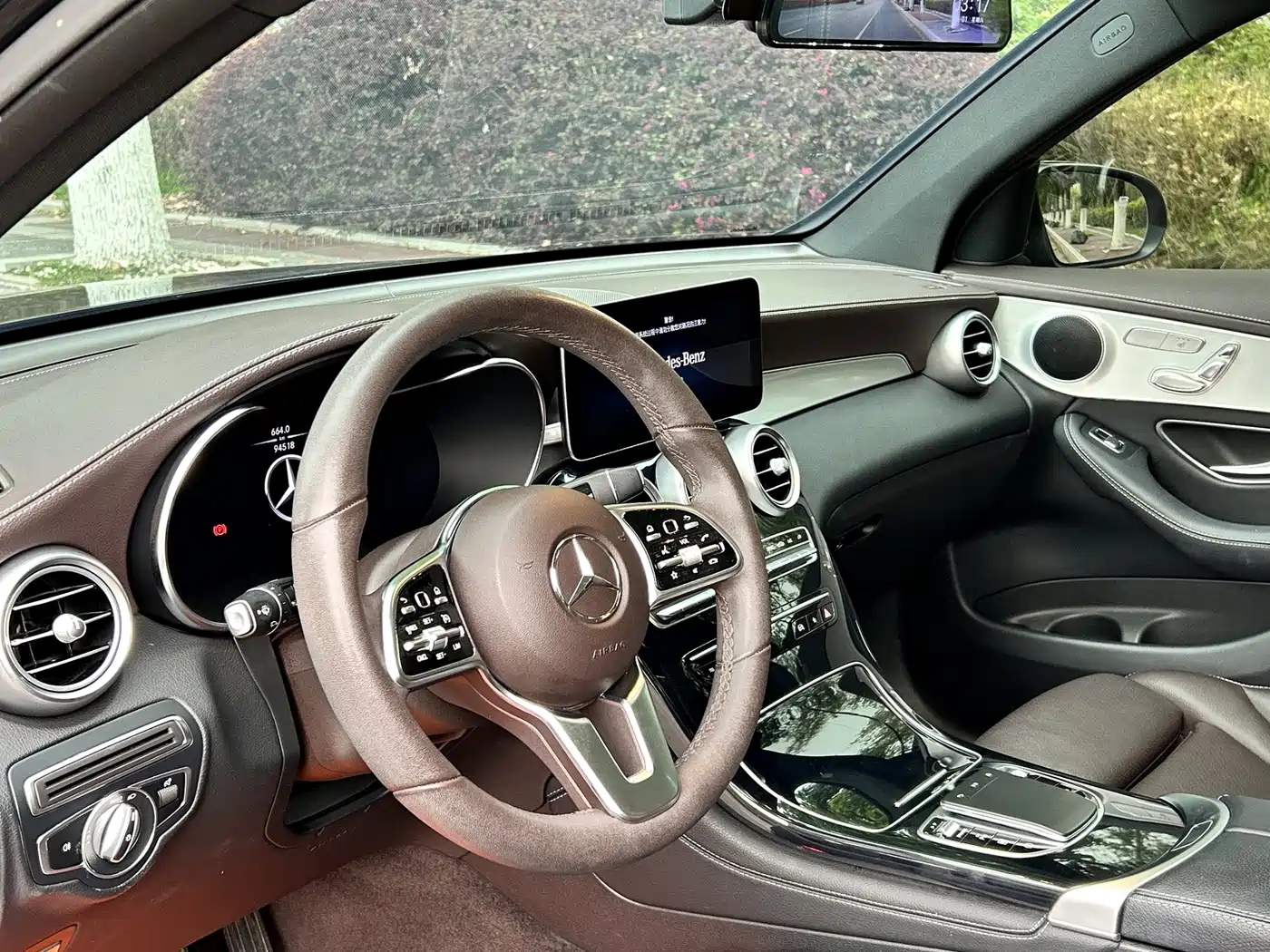 Mercedes-Benz GLC 2021 GLC 260 L 4MATIC Sporty фото 6