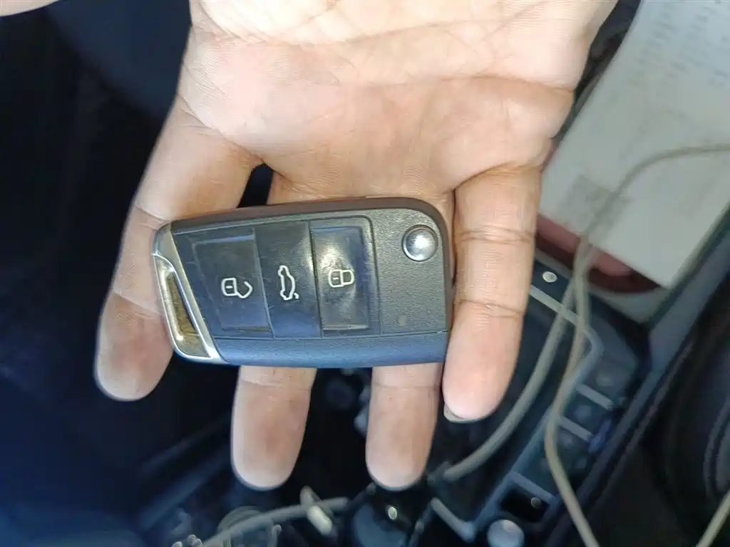 Volkswagen Sagitar 2021 280TSI DSG Comfort Smart Connect Edition фото 12