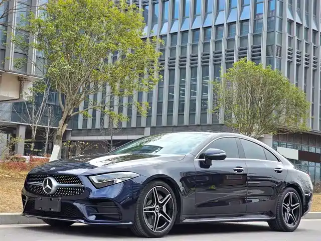 MERCEDES-BENZ CLS