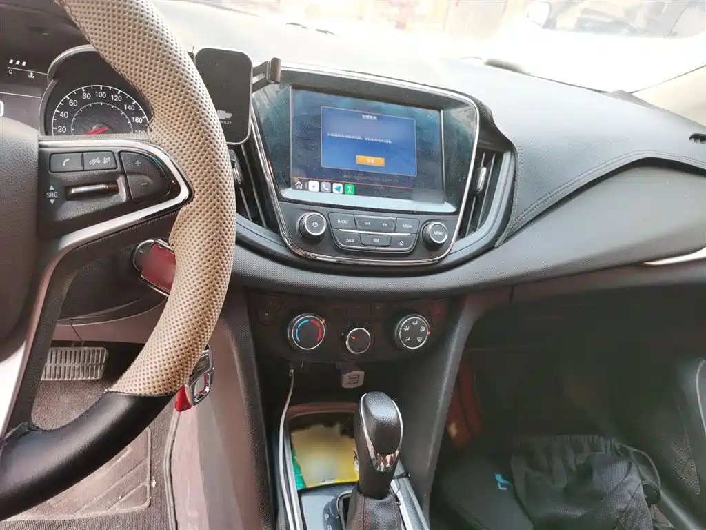 Chevrolet Monza 2019 Redline 320T DCT Joy Edition China VI фото 6