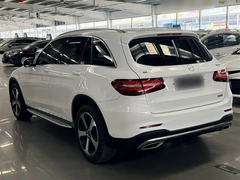 Mercedes-Benz GLC 2018 Facelift GLC 260 4MATIC Luxury фото 9