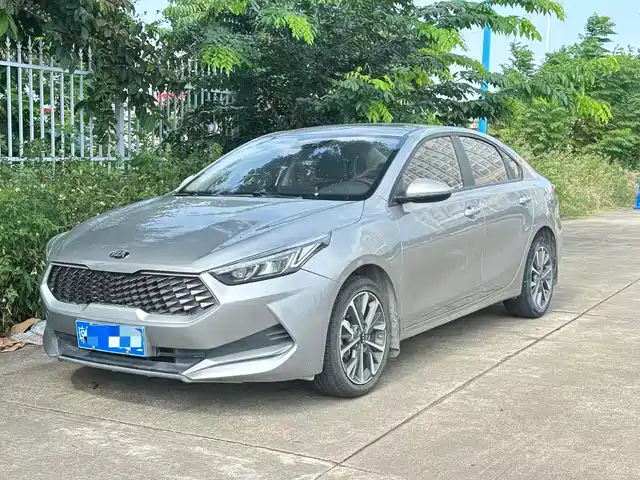 Kia K3 1.5L CVT, Юность