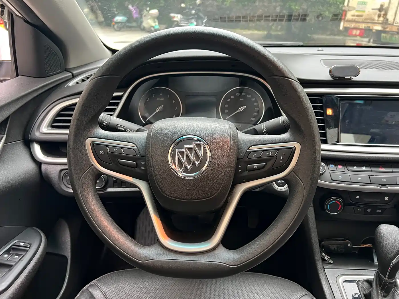 Buick Excelle 2021 Exemplar 1.5L Auto Elite фото 5