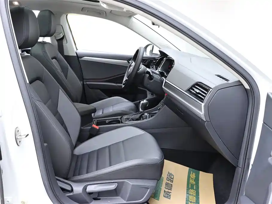 Volkswagen Sagitar 2021 280TSI DSG Comfort Smart Connect Edition фото 18