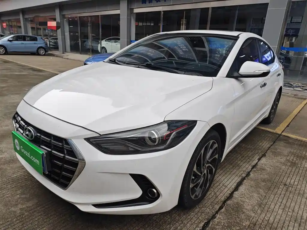 Hyundai Elantra 2019 1.5L CVT Smart Elite фото 2