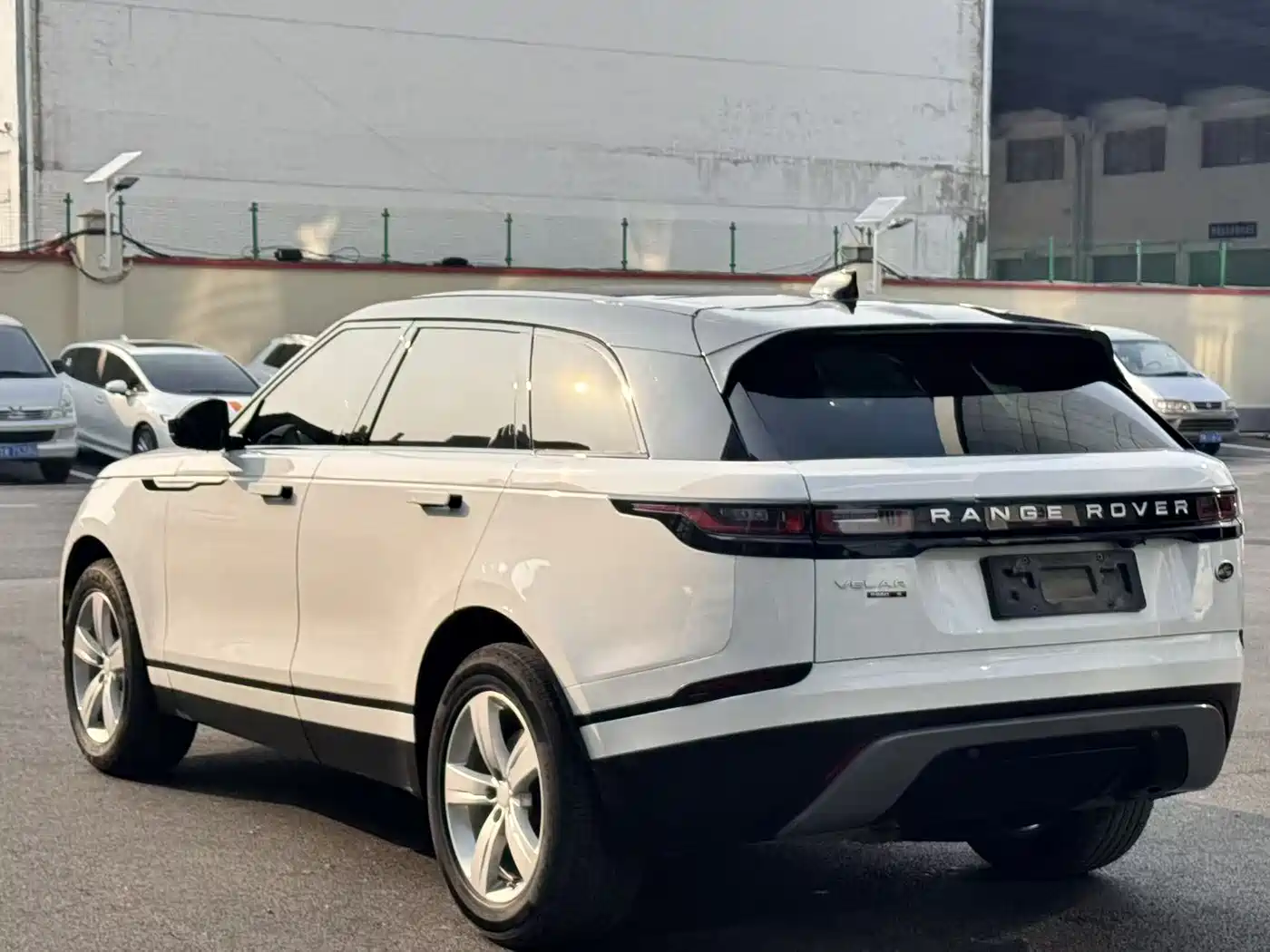Land Rover Range Rover Velar 2017 P250 S фото 7