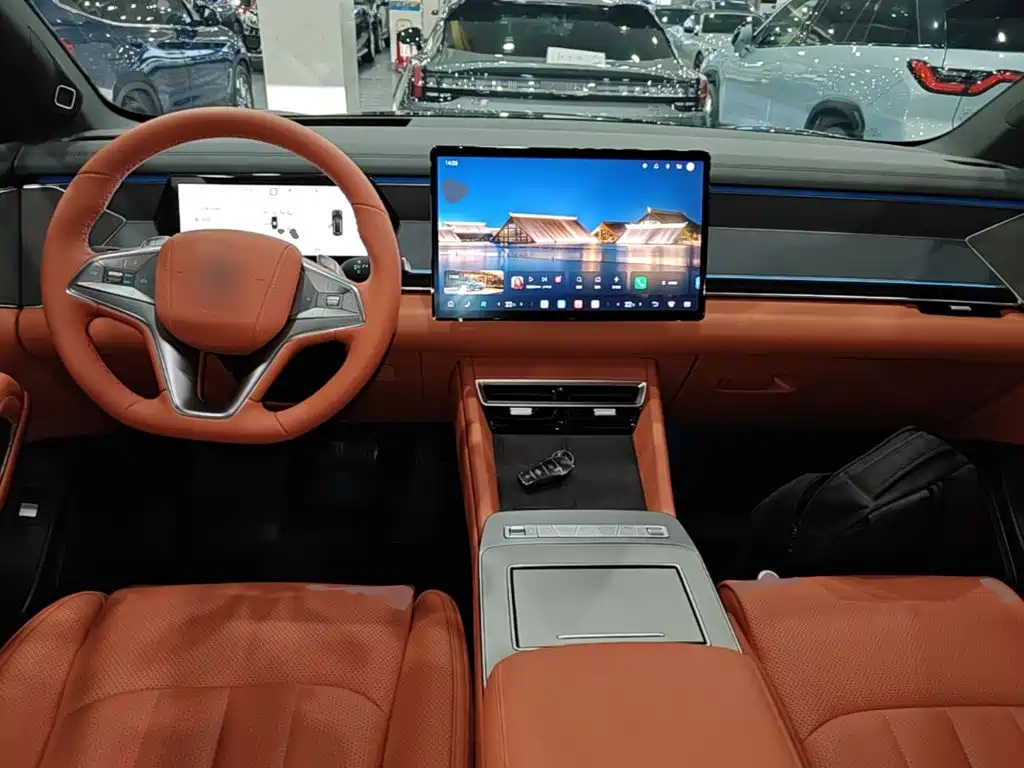 BYD Tang L 2025 2025 DM 175KM Drone Player Edition