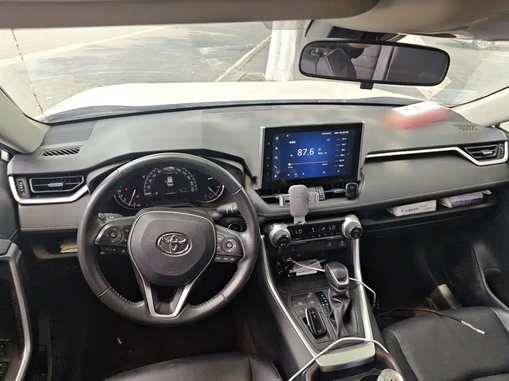 Toyota RAV4 Rongfang 2022 2.0L CVT 2WD Trend Plus Edition фото 13