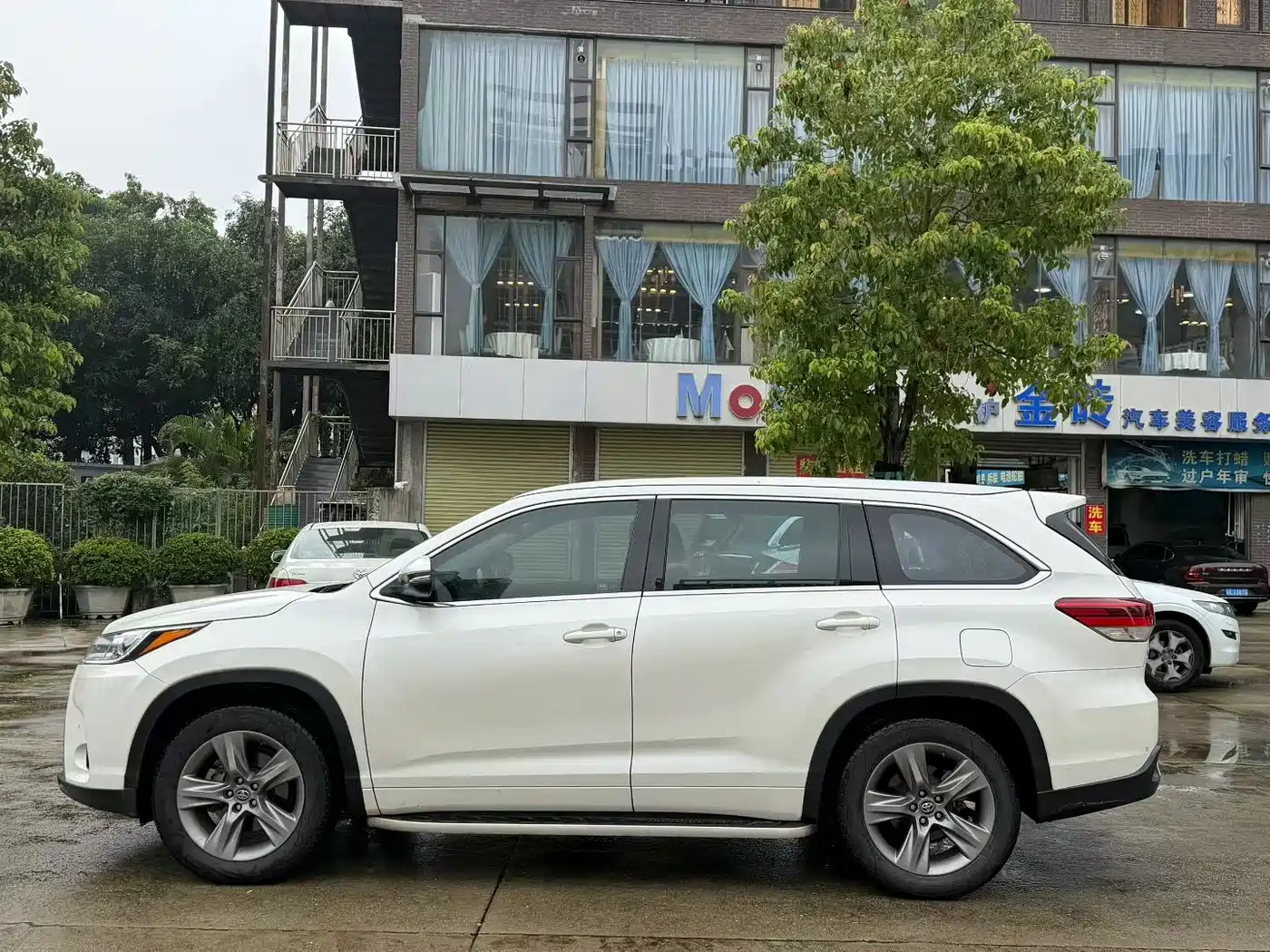 Toyota Highlander 2018 2.0T 4WD Premium 7-seater (China V) фото 3