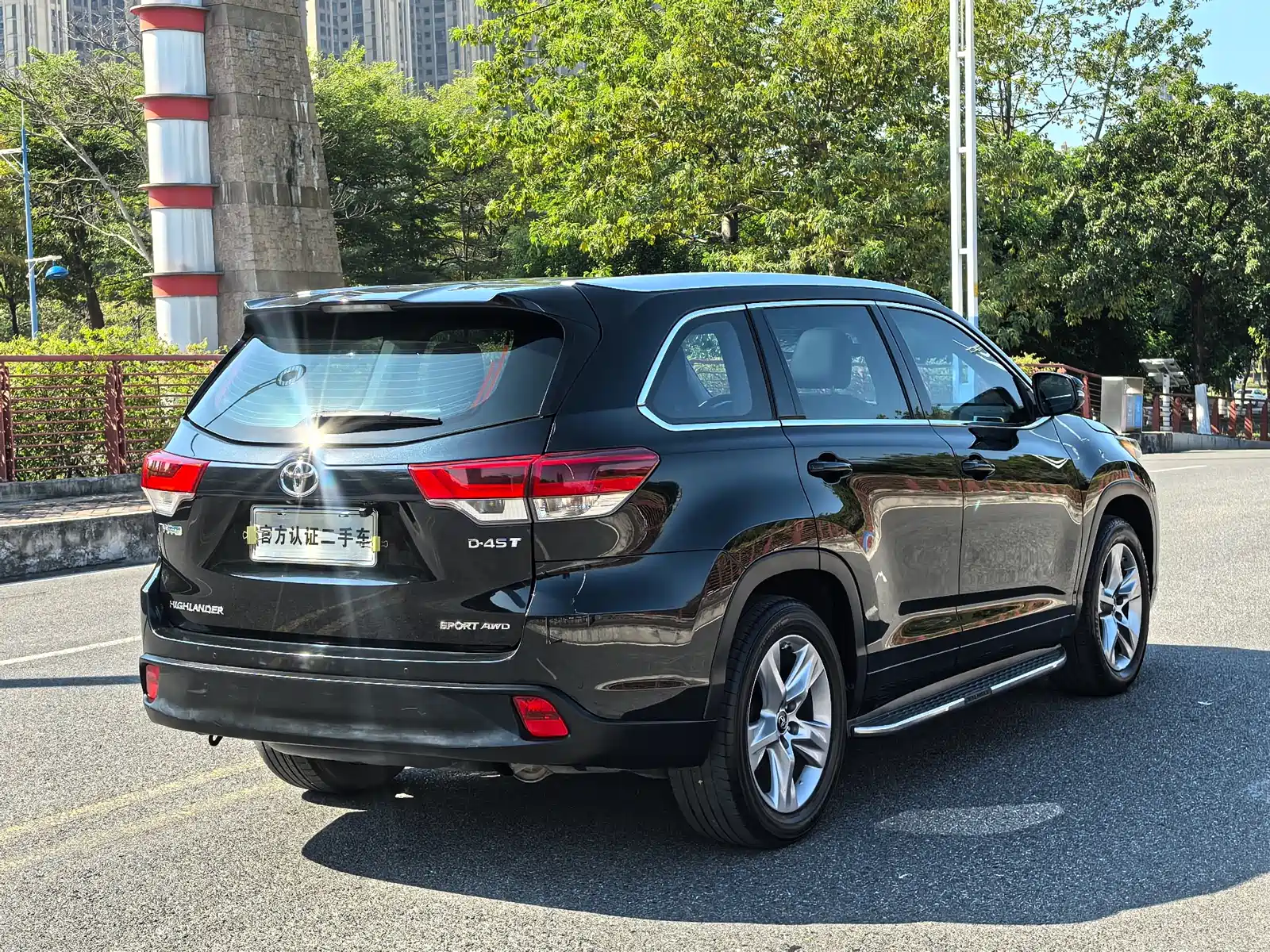 Фото 21 - Toyota Highlander