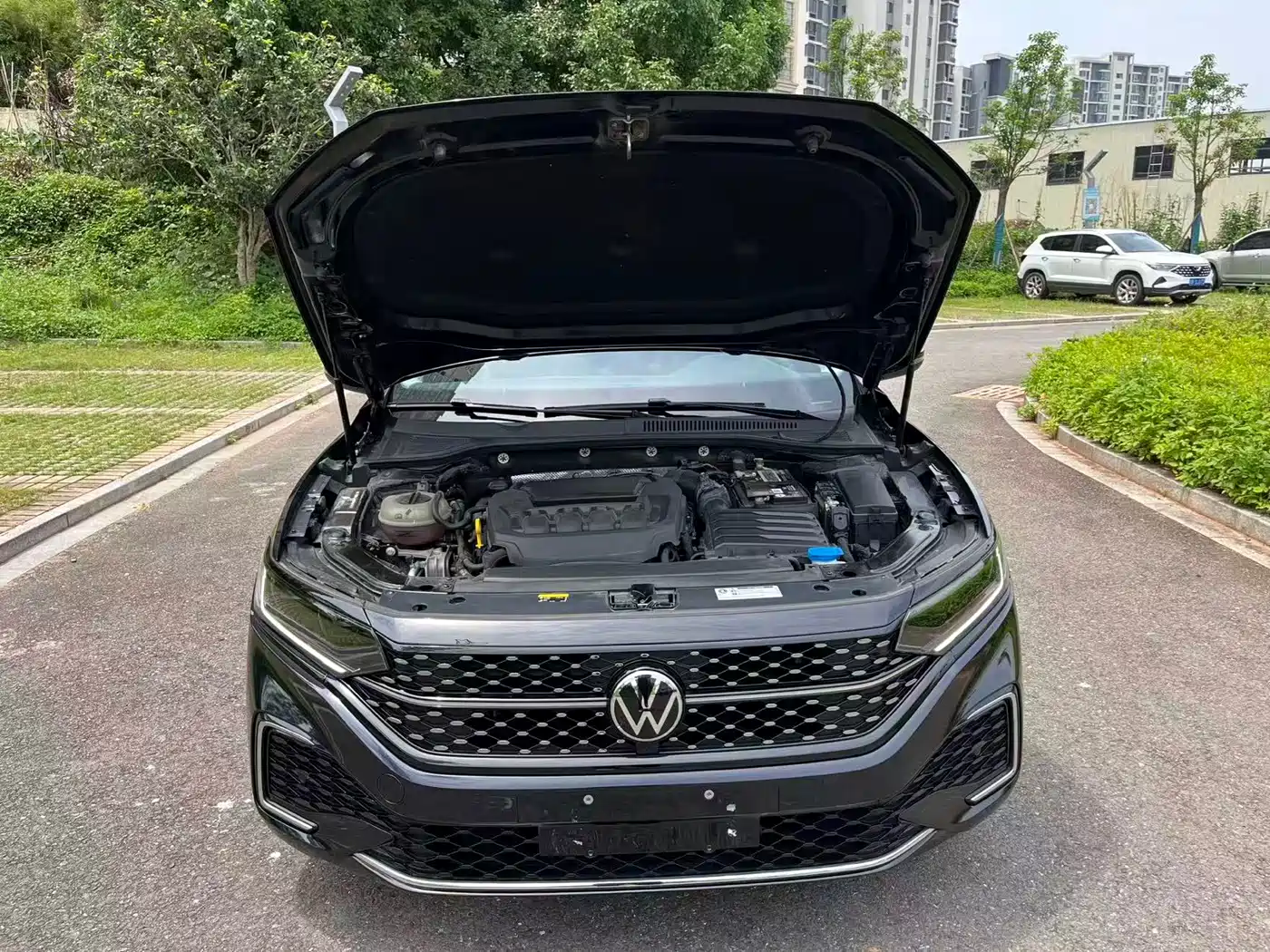 Volkswagen Passat 2023 Facelift 330TSI Starlight Elite Edition фото 12