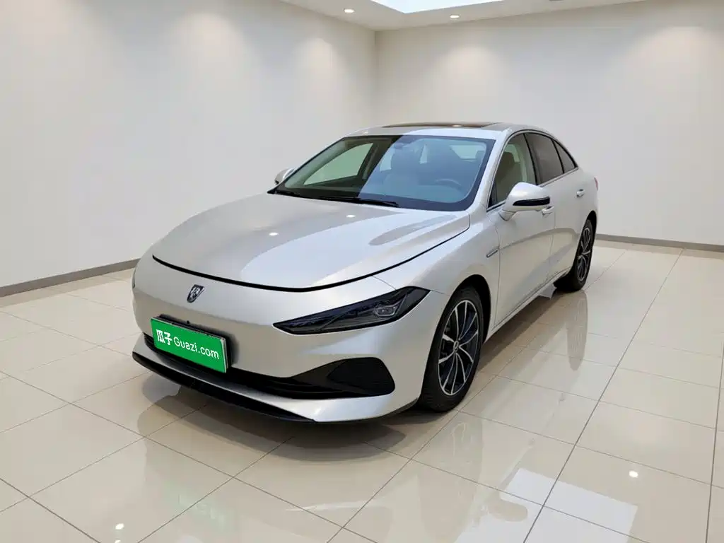 Roewe D7 2025 2025 DMH 125km World Champion Edition
