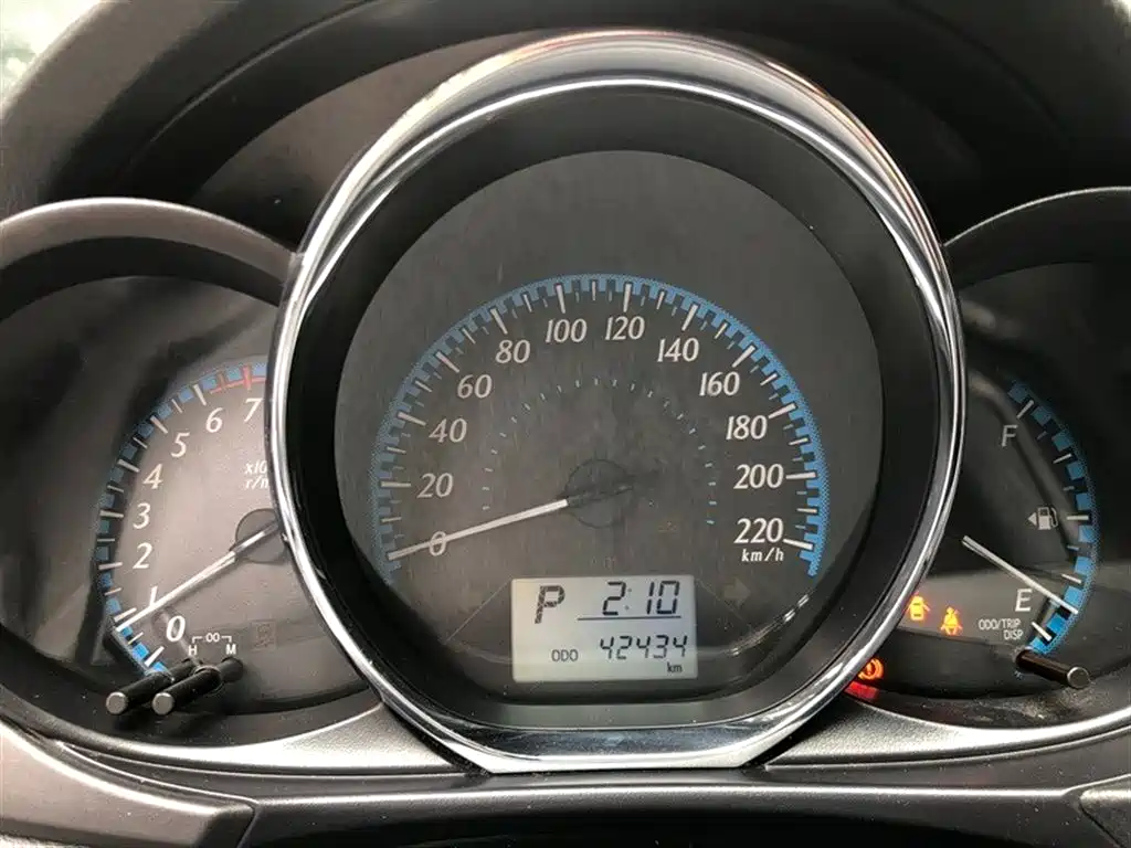 Toyota YARiS L Zhi Xuan 2019 1.5E CVT MeiDong Edition China VI фото 5