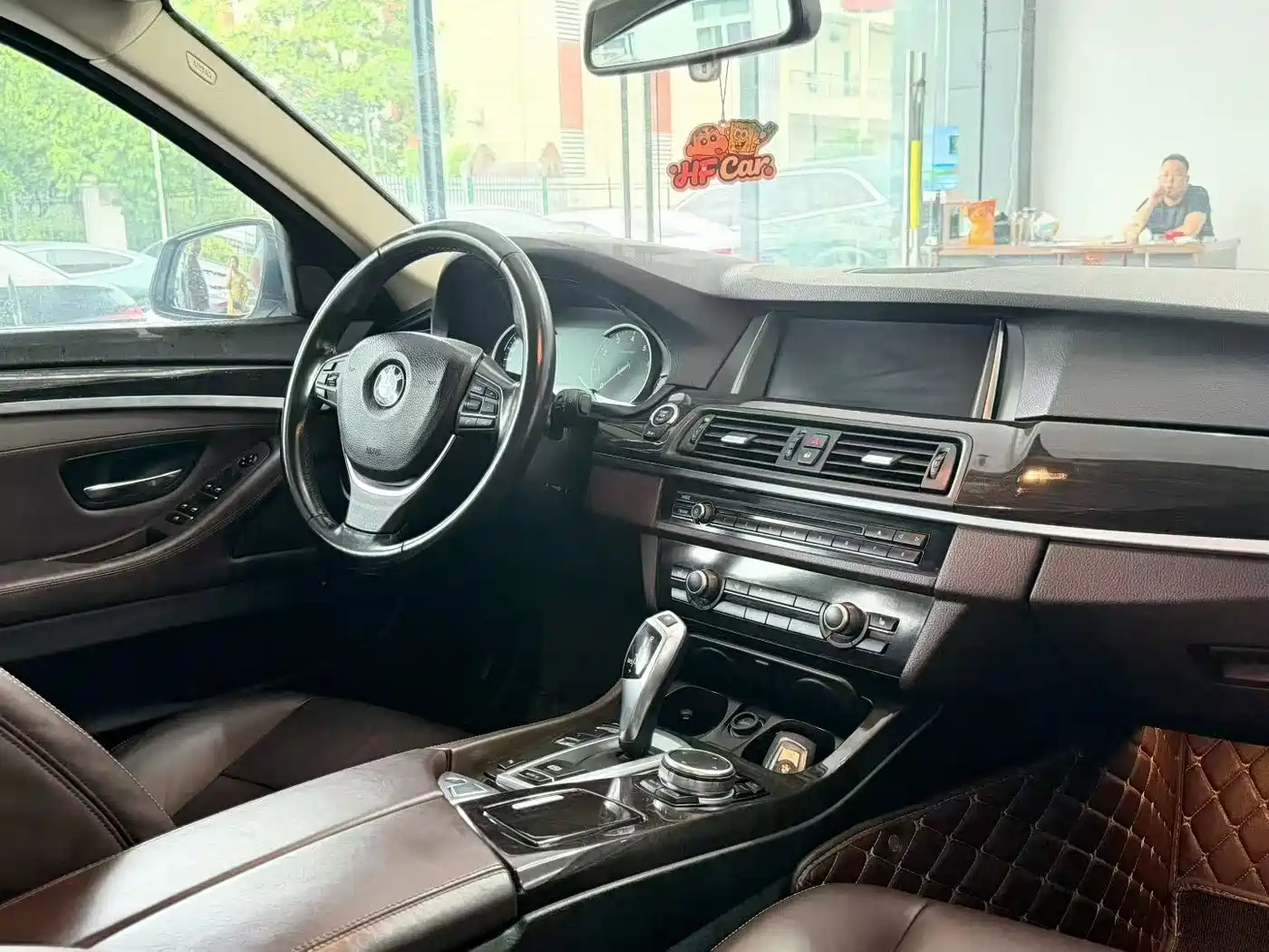 BMW 5 Series 2017 525Li Luxury Design Package фото 6