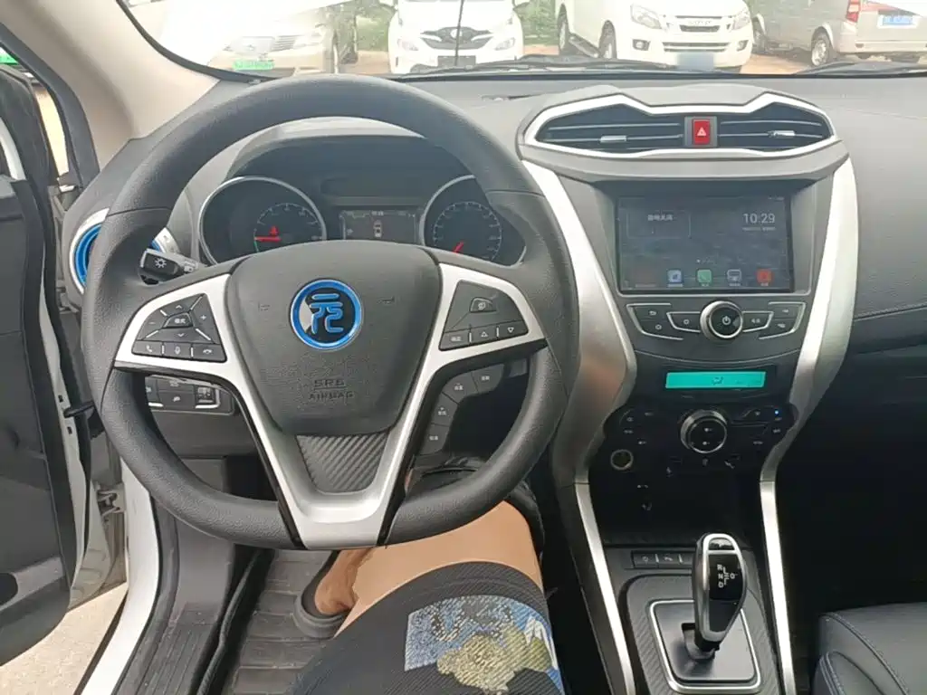 BYD Yuan New Energy 2019 2019 EV360 Smart Connect Premium Edition