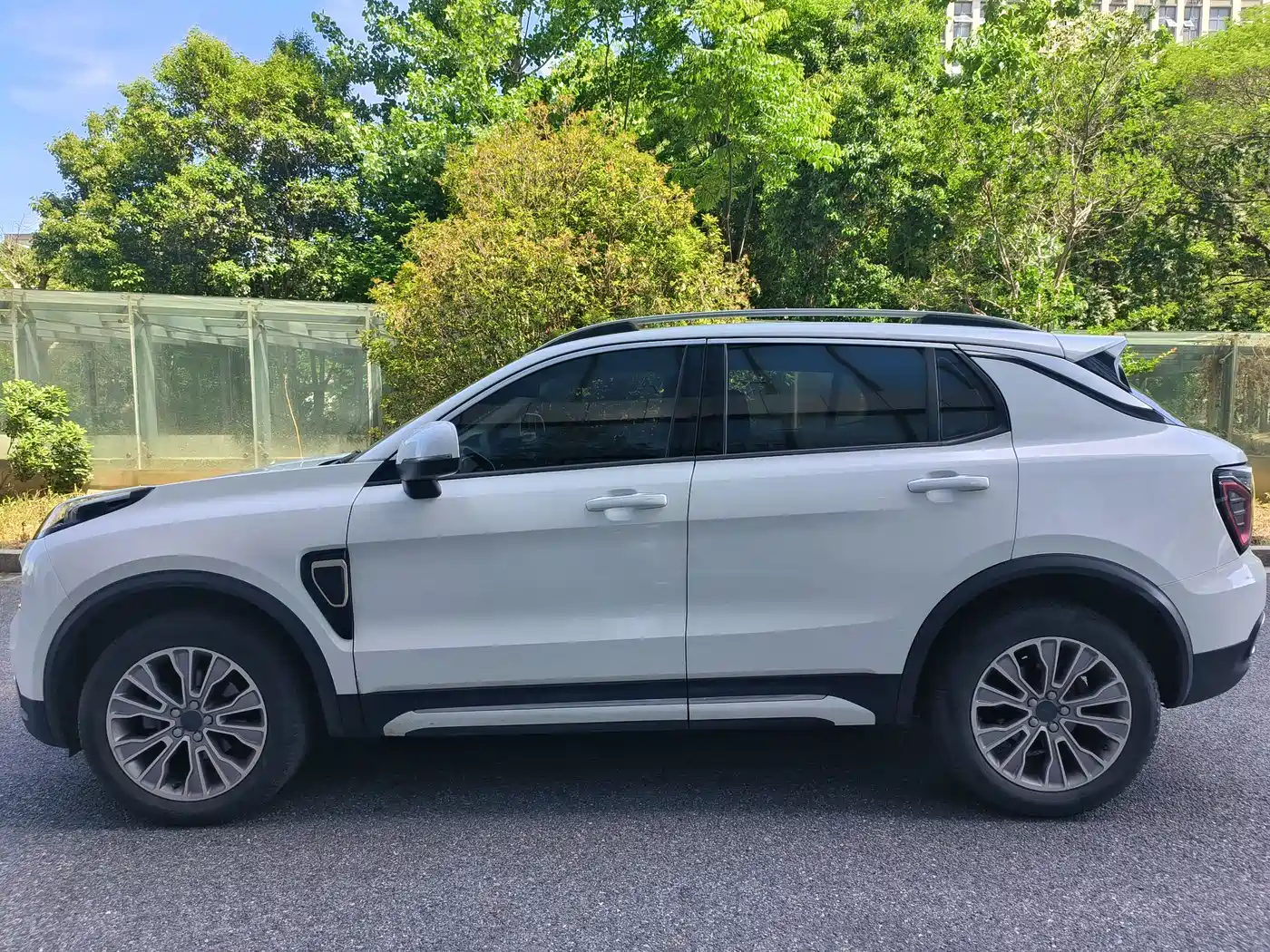 Lynk & Co 01 2017 2.0T 2WD Pro Version фото 3