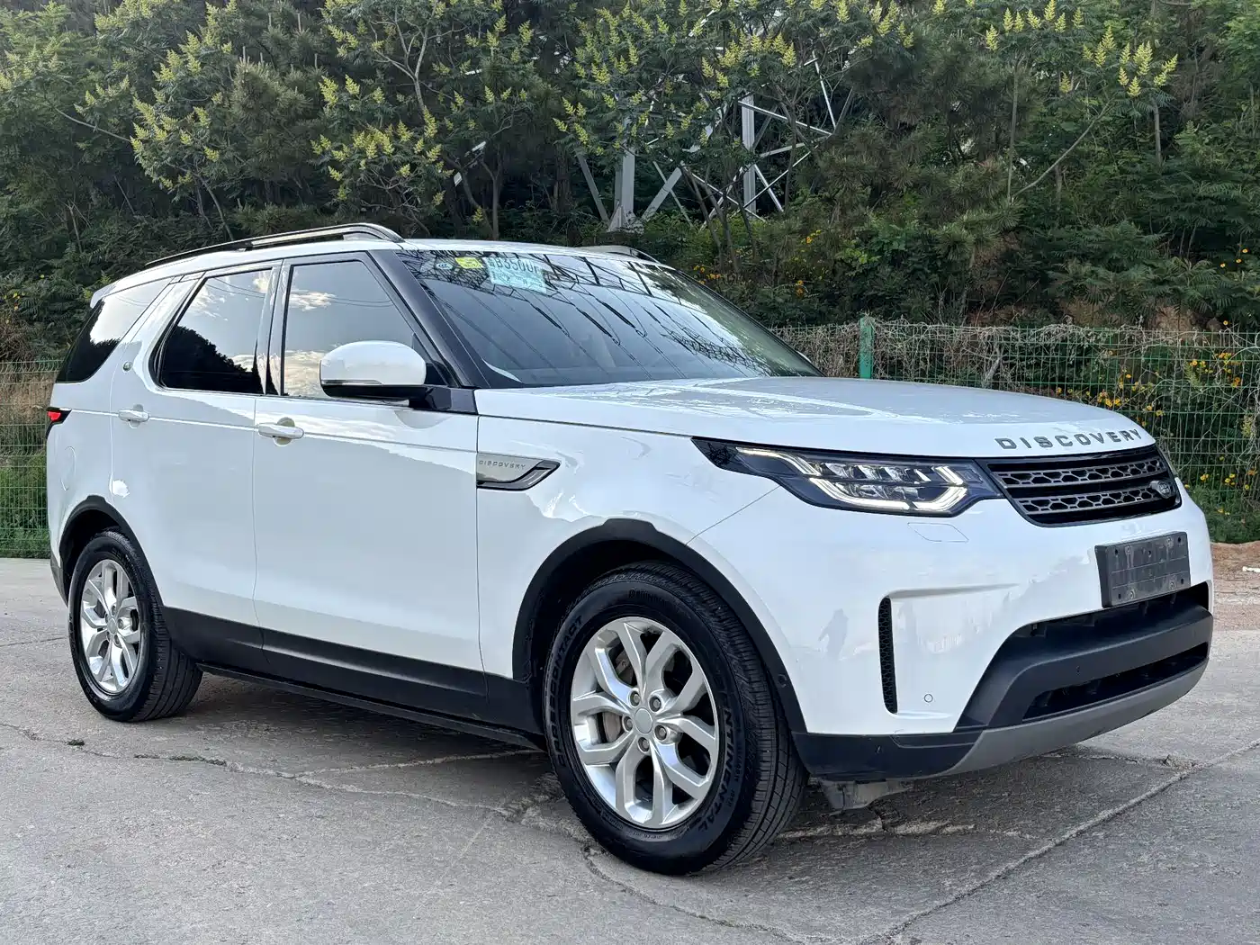 Land Rover Discovery 2019 3.0 SC V6 SE фото 3