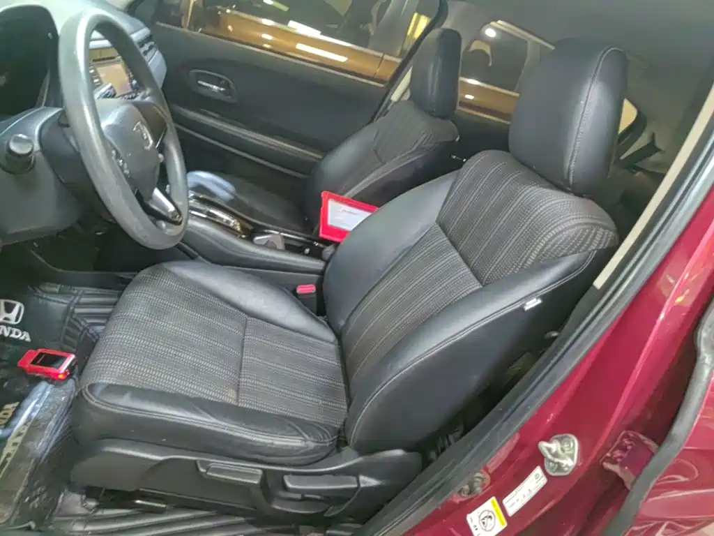 Honda Vezel 2015 2015 1.8L CVT FWD Elite