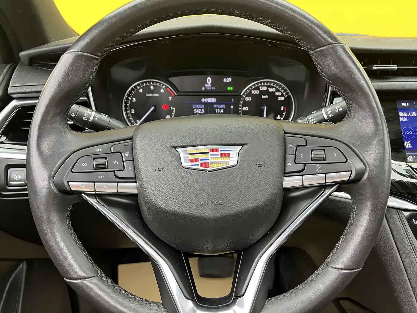 Cadillac XT6 2022 2.0T 7-Seater AWD Luxury Standard Edition фото 21